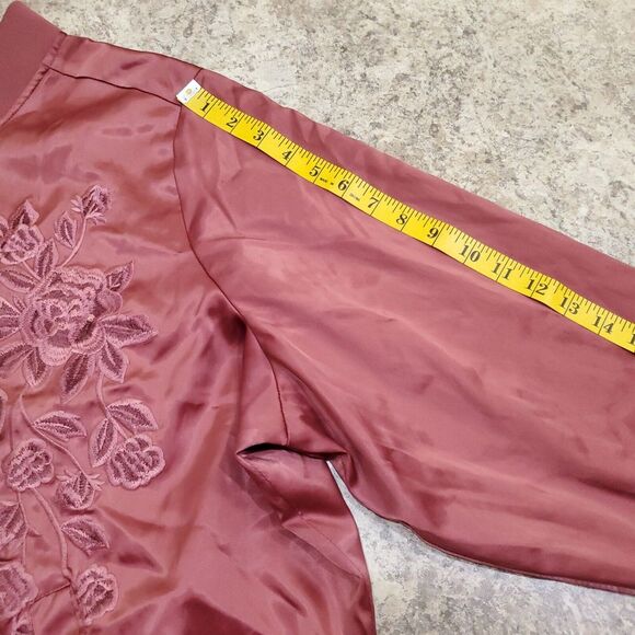 Torrid Womens Jacket Size 3 Pink Satin Bomber Floral Embroidered Full Zip Casual - Picture 6 of 16